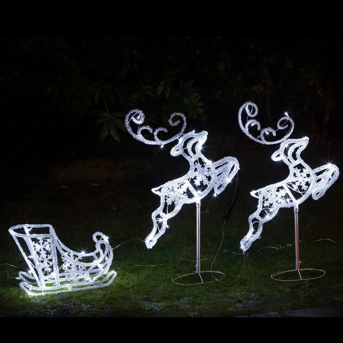 Jewelled Sleigh & Reindeer - Multicolour